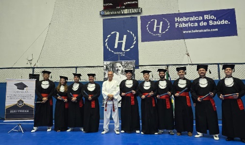 Krav Maga Mestre Kobi forma a 2ª. turma da pós-graduação de Krav Maga reconhecida pelo MEC